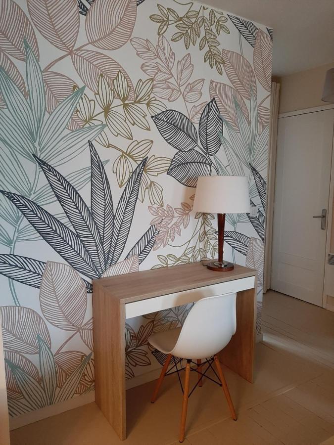 Appt Cosy 65 M2 Coeur De Ville A 150 M De La Plage Royan Exterior foto
